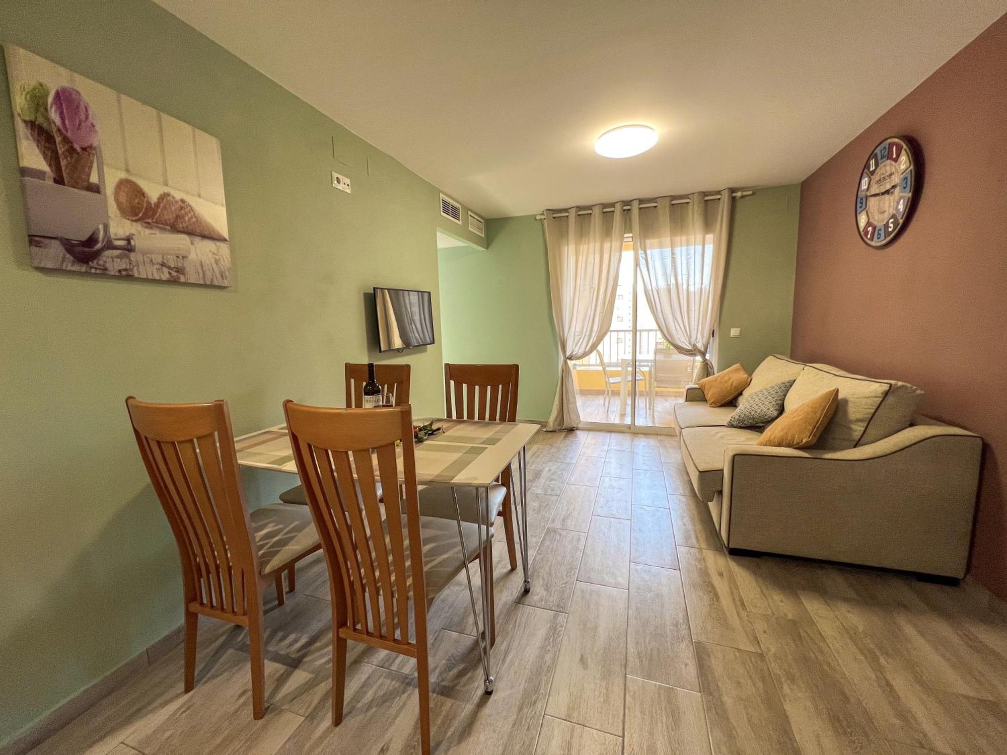 Karola Cosy Apartment Бенидорм Екстериор снимка