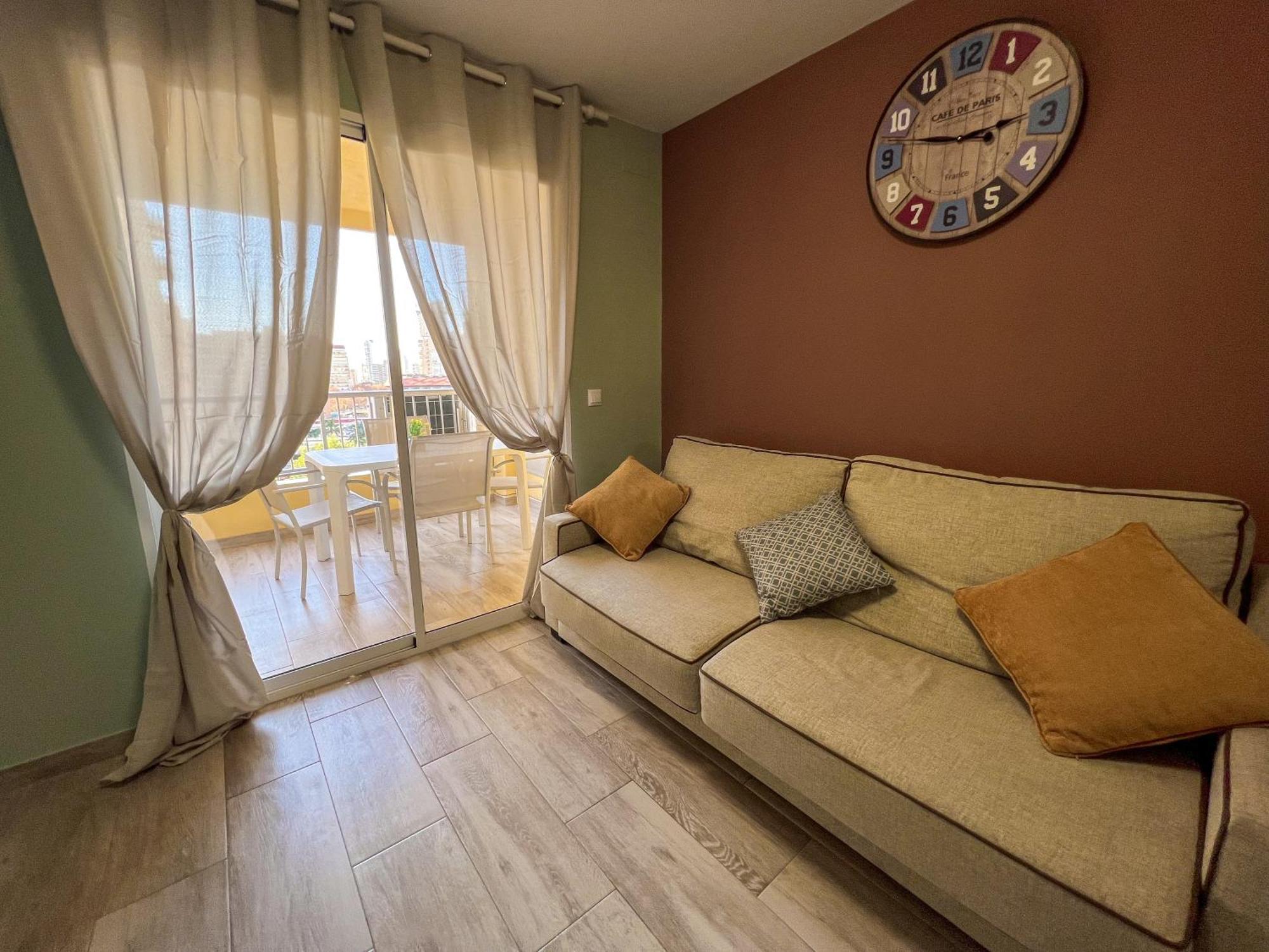 Karola Cosy Apartment Бенидорм Екстериор снимка
